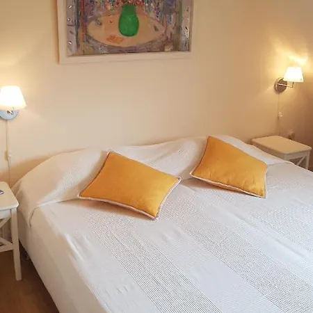 Bed & Breakfast De Echo 3* Muiderberg