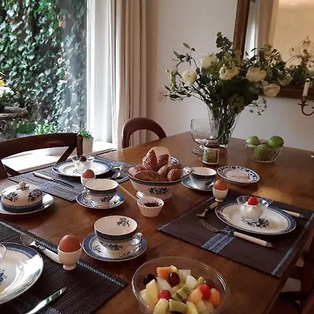 Bed & Breakfast De Echo Muiderberg